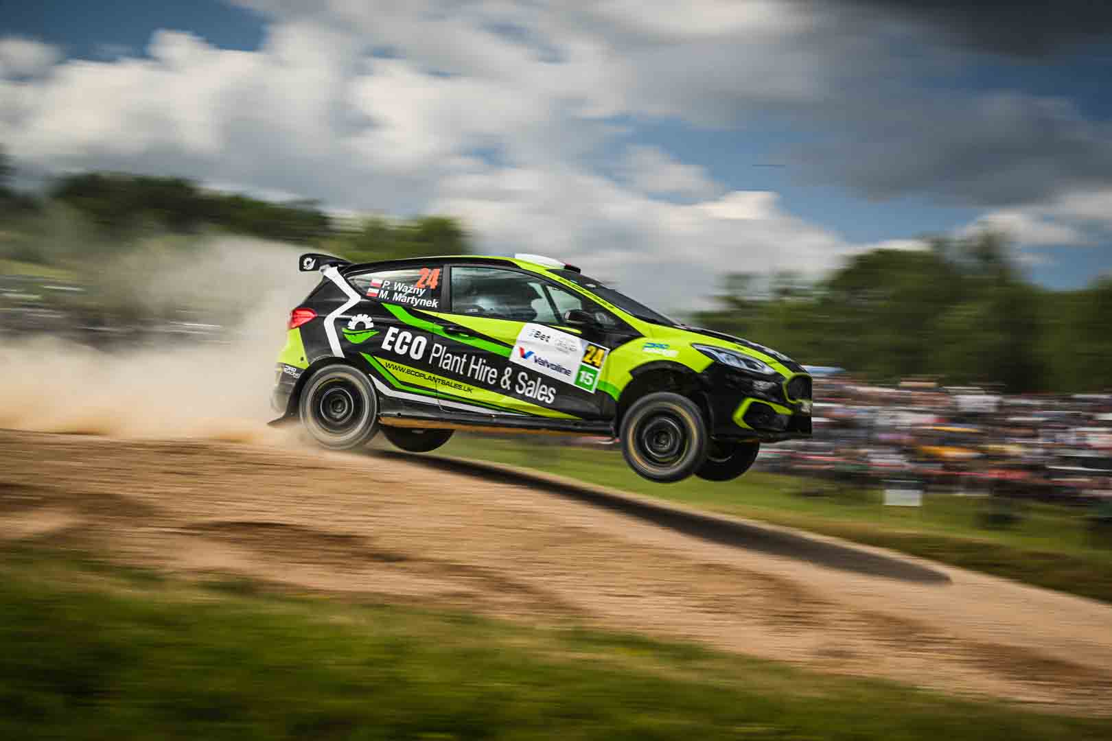 Eco Rally Car Rent background image